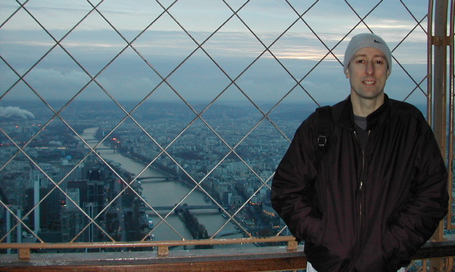 Jonathan, top floor, Tour Eiffel